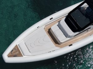 Technohull Alpha 40 – Neuboot, Bild 3