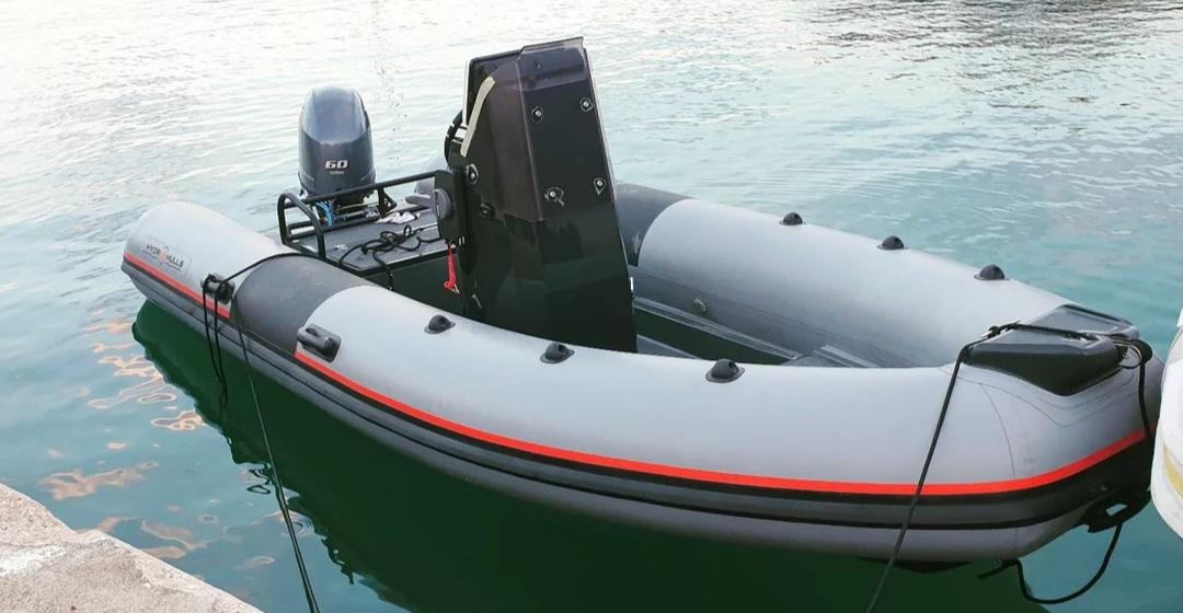 HYDROHULLS HH5