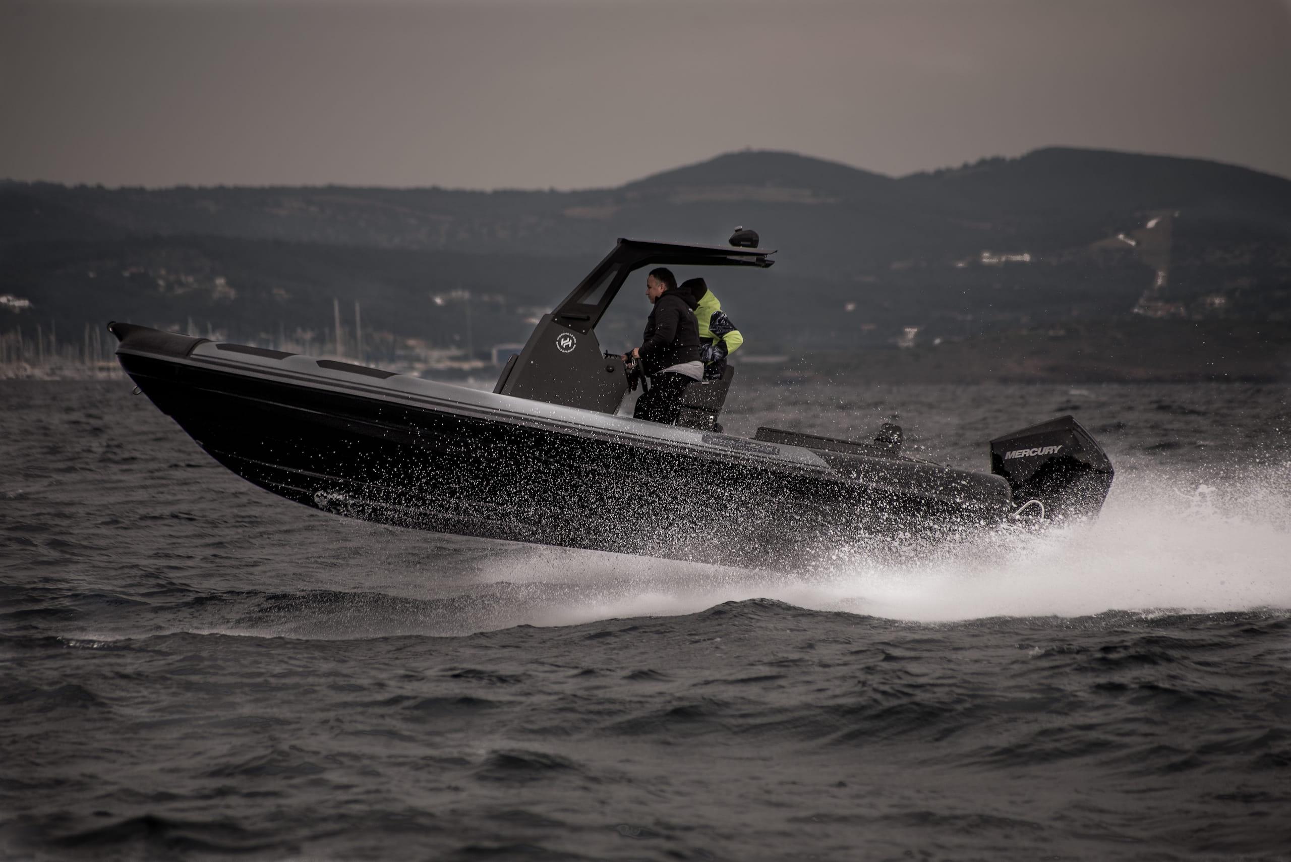 HYDROHULLS HH7