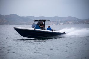 Hydrohulls HH9 Black Edition