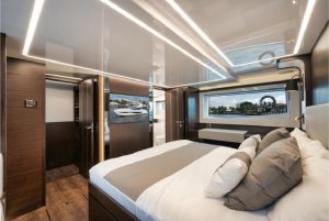 Pearl Yachts Pearl 62 Bikini Queen 2 – 2022 – Motorboot, Bild 30