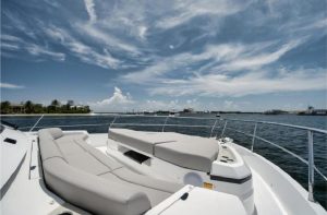 Pearl Yachts Pearl 62 Bikini Queen 2 – 2022 – Motorboot, Bild 33