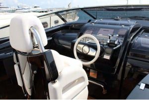 Riva Rivarama 44 Super 2012 – Motoryacht, Bild 4