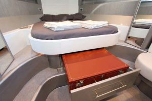 Riva Rivarama 44 Super 2012 – Motoryacht, Bild 17