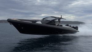 Technohull Alpha 45 – Motorboot, Bild 3