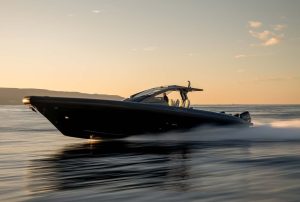Technohull Alpha 45 – Motorboot, Bild 4